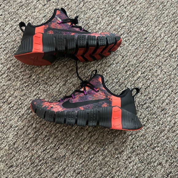 good as new Nike Free Metcon 3 in Martian Sunrise - Picture 4 of 4